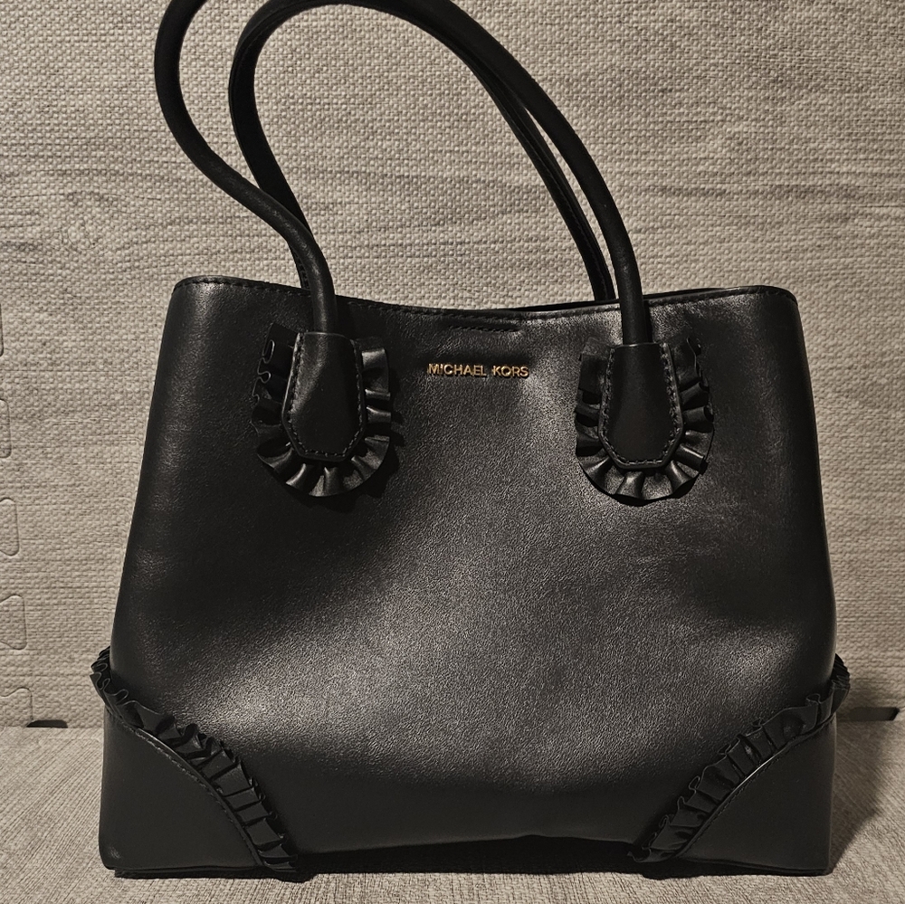 Black MICHAEL Michael Kors purse